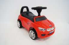 Детский толокар RiverToys BMW JY-Z01B с музыкальным рулем